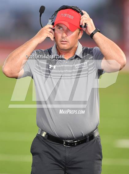 Thumbnail 3 in Holliday @ Ponder photogallery.
