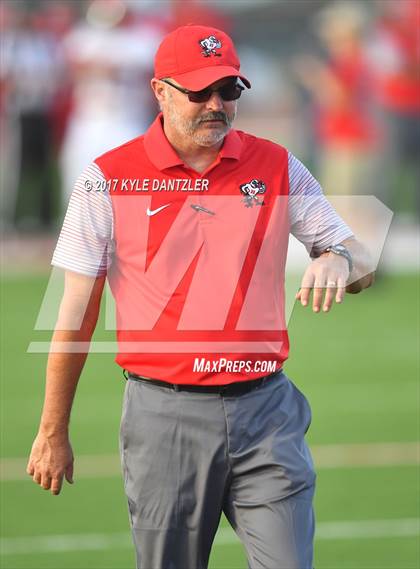 Thumbnail 1 in Holliday @ Ponder photogallery.