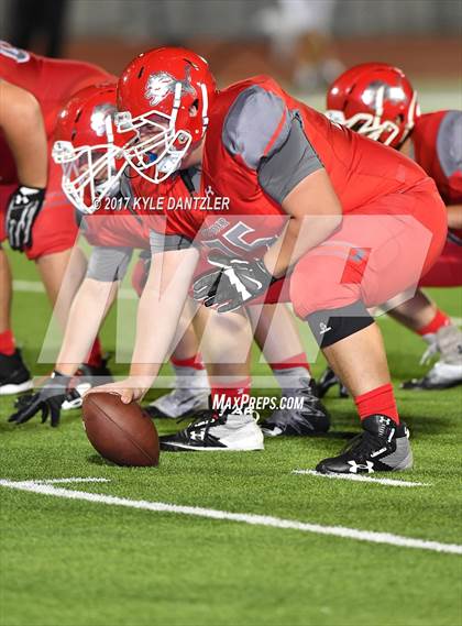Thumbnail 2 in Holliday @ Ponder photogallery.