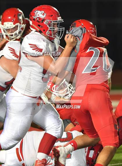 Thumbnail 3 in Holliday @ Ponder photogallery.