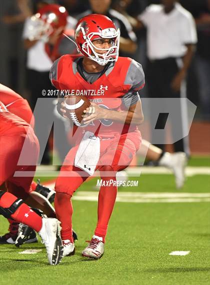 Thumbnail 1 in Holliday @ Ponder photogallery.
