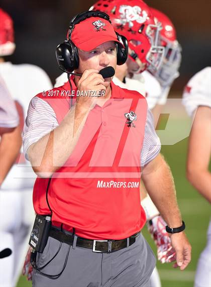 Thumbnail 1 in Holliday @ Ponder photogallery.