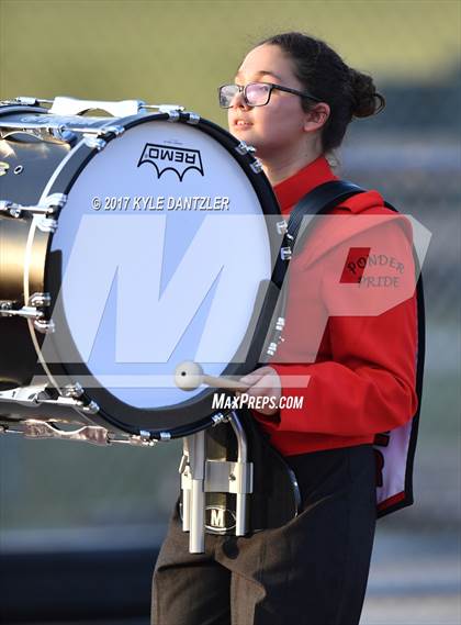 Thumbnail 3 in Holliday @ Ponder photogallery.