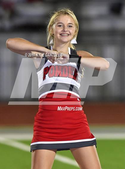 Thumbnail 2 in Holliday @ Ponder photogallery.