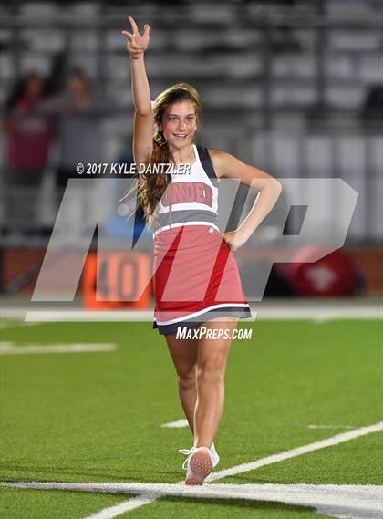 Thumbnail 3 in Holliday @ Ponder photogallery.