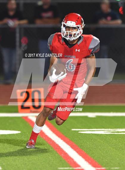 Thumbnail 1 in Holliday @ Ponder photogallery.