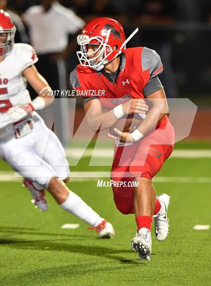 Thumbnail 3 in Holliday @ Ponder photogallery.