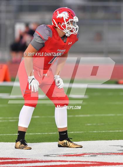 Thumbnail 1 in Holliday @ Ponder photogallery.