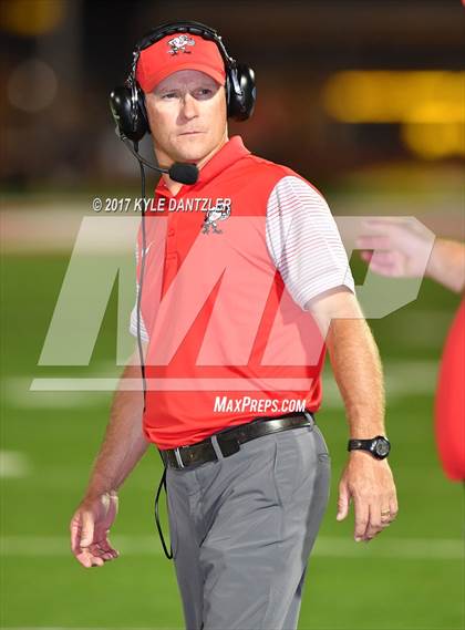 Thumbnail 3 in Holliday @ Ponder photogallery.