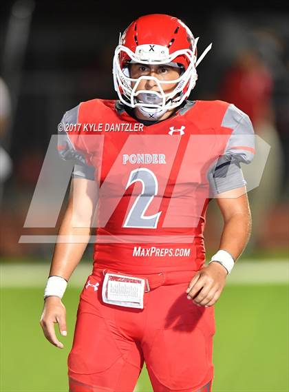 Thumbnail 2 in Holliday @ Ponder photogallery.
