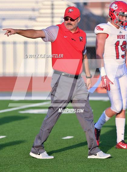 Thumbnail 2 in Holliday @ Ponder photogallery.