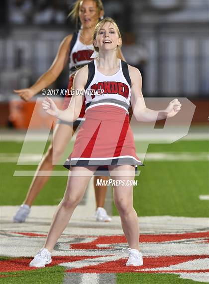Thumbnail 3 in Holliday @ Ponder photogallery.