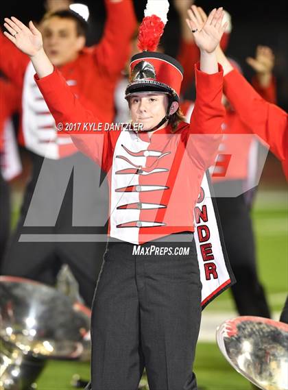 Thumbnail 3 in Holliday @ Ponder photogallery.