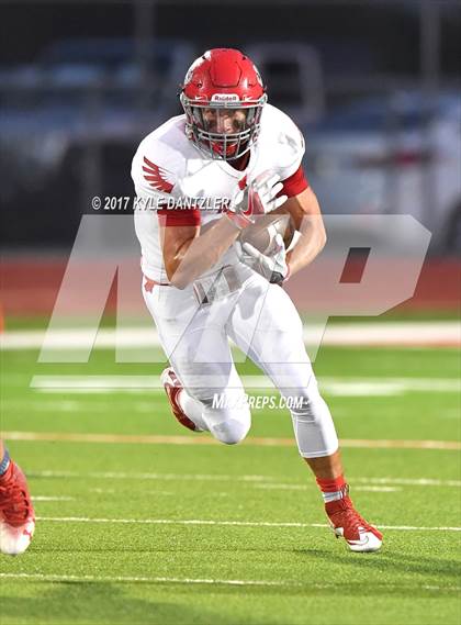 Thumbnail 1 in Holliday @ Ponder photogallery.