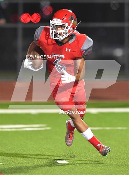 Thumbnail 2 in Holliday @ Ponder photogallery.