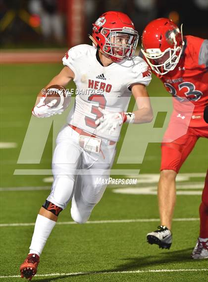Thumbnail 2 in Holliday @ Ponder photogallery.