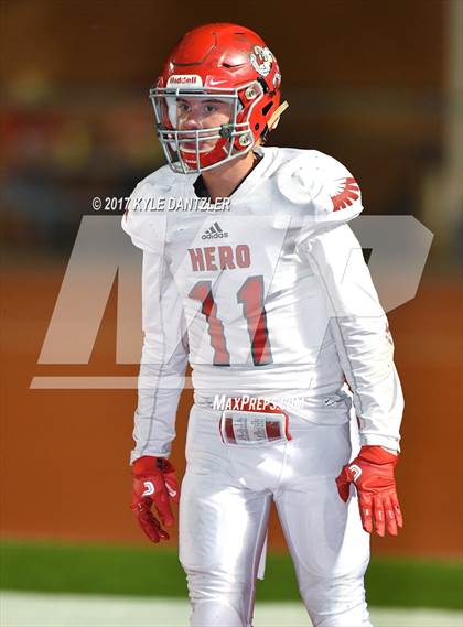 Thumbnail 3 in Holliday @ Ponder photogallery.