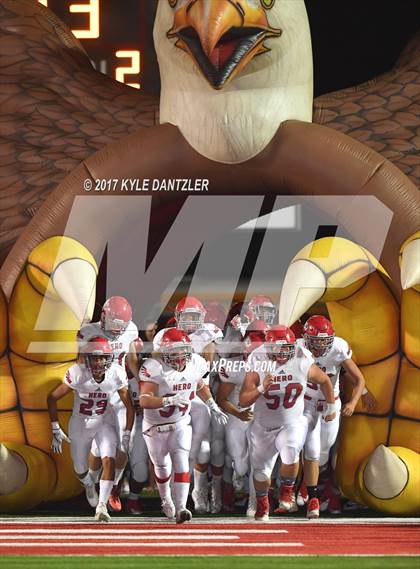 Thumbnail 2 in Holliday @ Ponder photogallery.