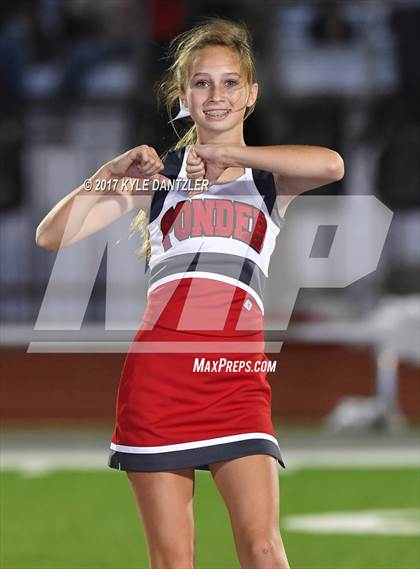 Thumbnail 2 in Holliday @ Ponder photogallery.