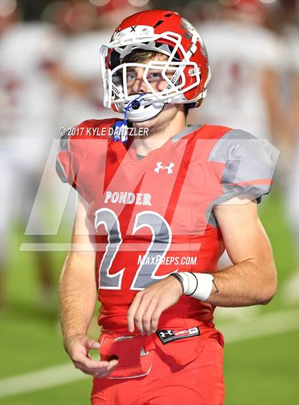 Thumbnail 3 in Holliday @ Ponder photogallery.