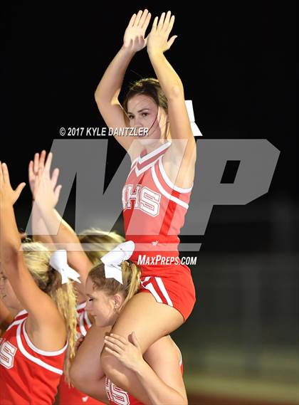 Thumbnail 1 in Holliday @ Ponder photogallery.