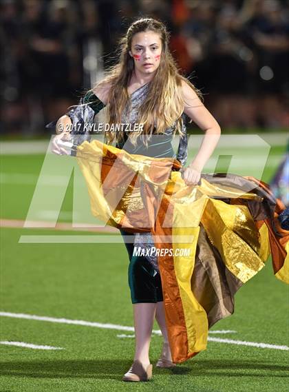 Thumbnail 3 in Holliday @ Ponder photogallery.