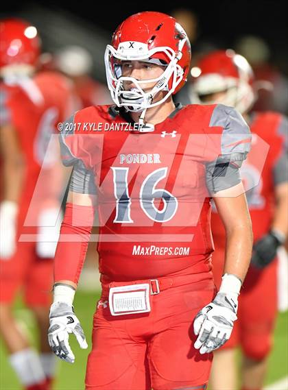 Thumbnail 1 in Holliday @ Ponder photogallery.
