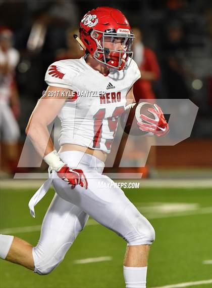 Thumbnail 1 in Holliday @ Ponder photogallery.