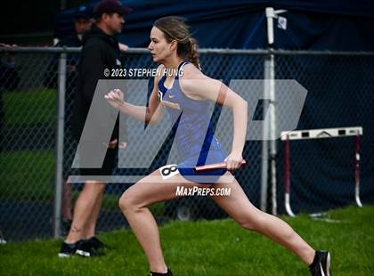 Thumbnail 3 in IHSA 3A Sectional Meet photogallery.