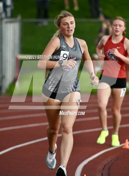 Thumbnail 2 in IHSA 3A Sectional Meet photogallery.