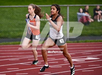 Thumbnail 1 in IHSA 3A Sectional Meet photogallery.