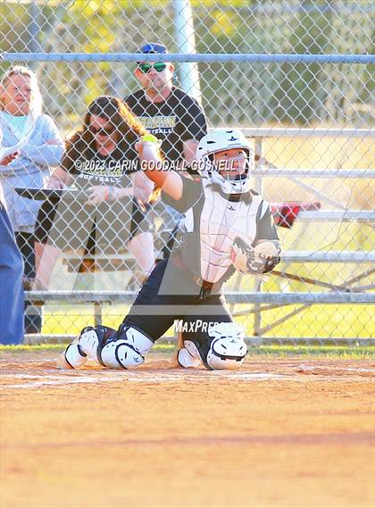 Thumbnail 3 in Dixon @ Croatan photogallery.