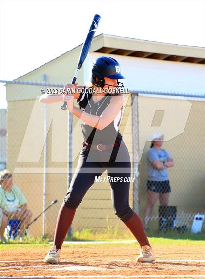 Thumbnail 2 in Dixon @ Croatan photogallery.
