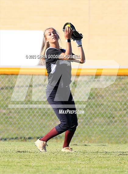 Thumbnail 3 in Dixon @ Croatan photogallery.
