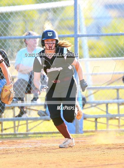 Thumbnail 3 in Dixon @ Croatan photogallery.