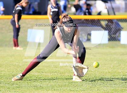 Thumbnail 2 in Dixon @ Croatan photogallery.