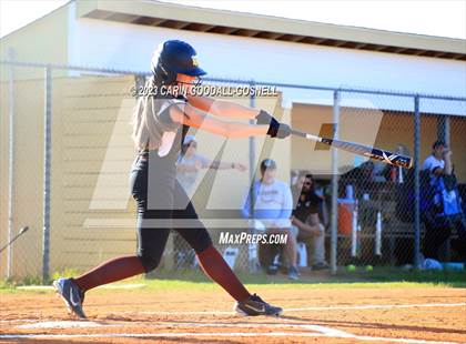 Thumbnail 2 in Dixon @ Croatan photogallery.
