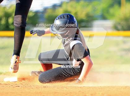 Thumbnail 3 in Dixon @ Croatan photogallery.