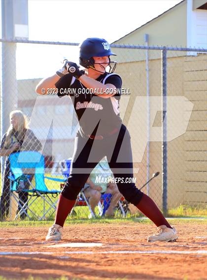 Thumbnail 2 in Dixon @ Croatan photogallery.
