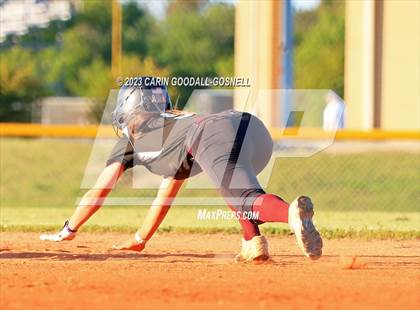 Thumbnail 1 in Dixon @ Croatan photogallery.