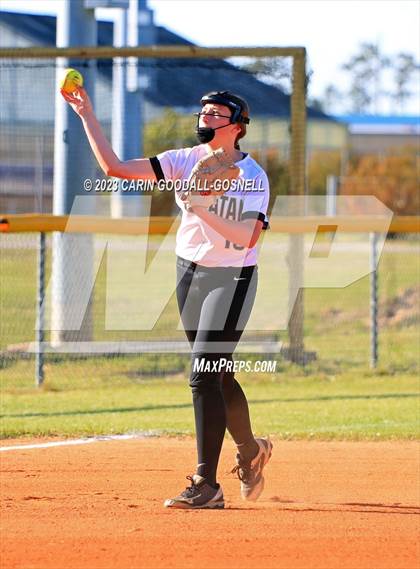 Thumbnail 3 in Dixon @ Croatan photogallery.