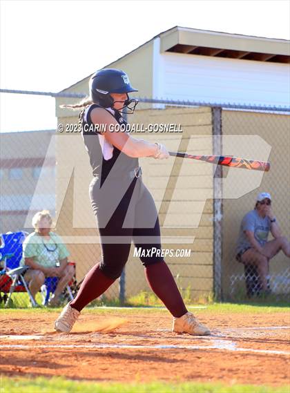 Thumbnail 1 in Dixon @ Croatan photogallery.