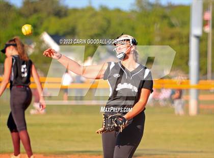 Thumbnail 3 in Dixon @ Croatan photogallery.