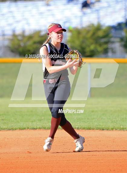Thumbnail 3 in Dixon @ Croatan photogallery.