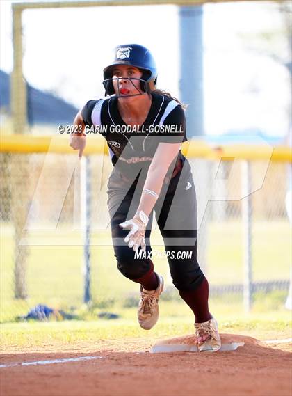 Thumbnail 1 in Dixon @ Croatan photogallery.