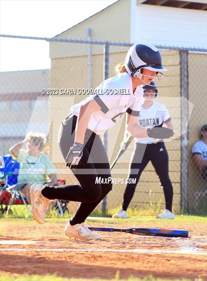 Thumbnail 1 in Dixon @ Croatan photogallery.