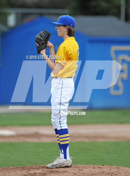 Thumbnail 1 in Tracy @ Foothill photogallery.