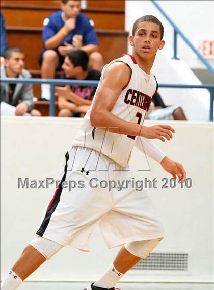 Thumbnail 3 in Lincoln SD vs. Centennial-Corona (The Tournament) photogallery.