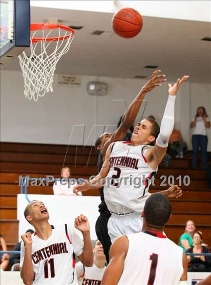 Thumbnail 2 in Lincoln SD vs. Centennial-Corona (The Tournament) photogallery.