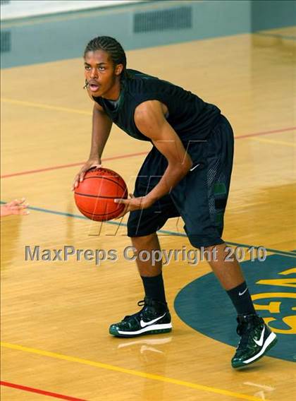 Thumbnail 3 in Lincoln SD vs. Centennial-Corona (The Tournament) photogallery.